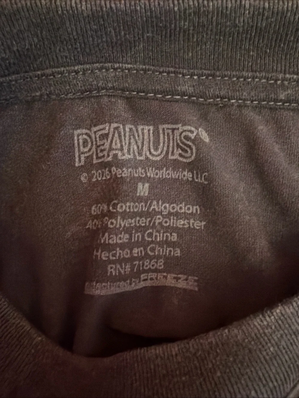 Peanuts Social Club Medium Size T Shirt Size Medium NWOT